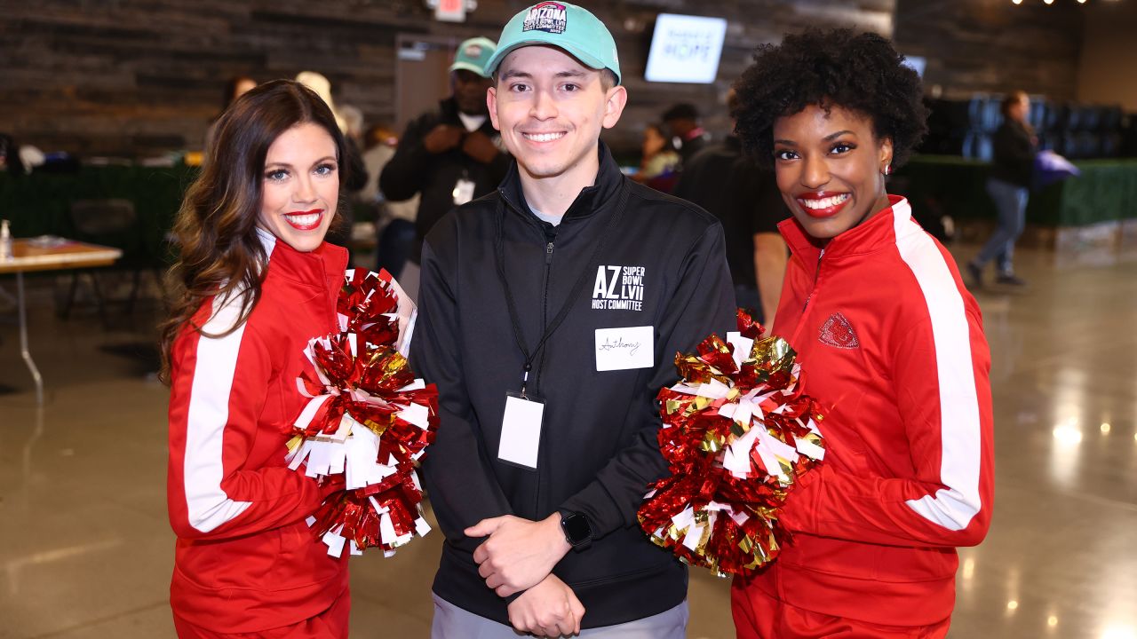 Photos: Chiefs Cheer On Tuesday of Super Bowl LVII Week