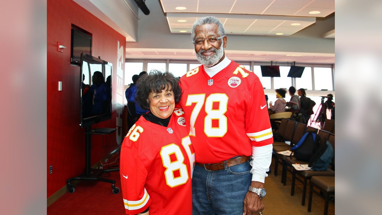 Celebrating KC Chiefs' Willie Lanier in Black History Month