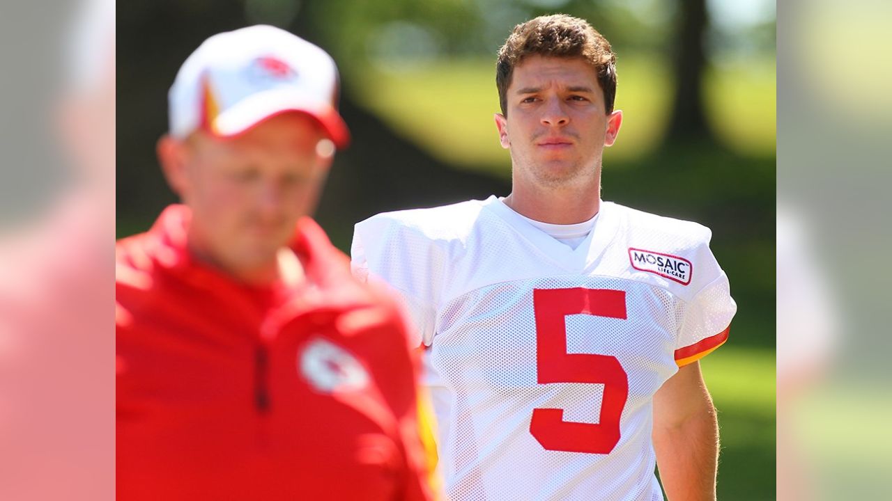 Cairo Santos, NFL Kicker - Simple Kicking