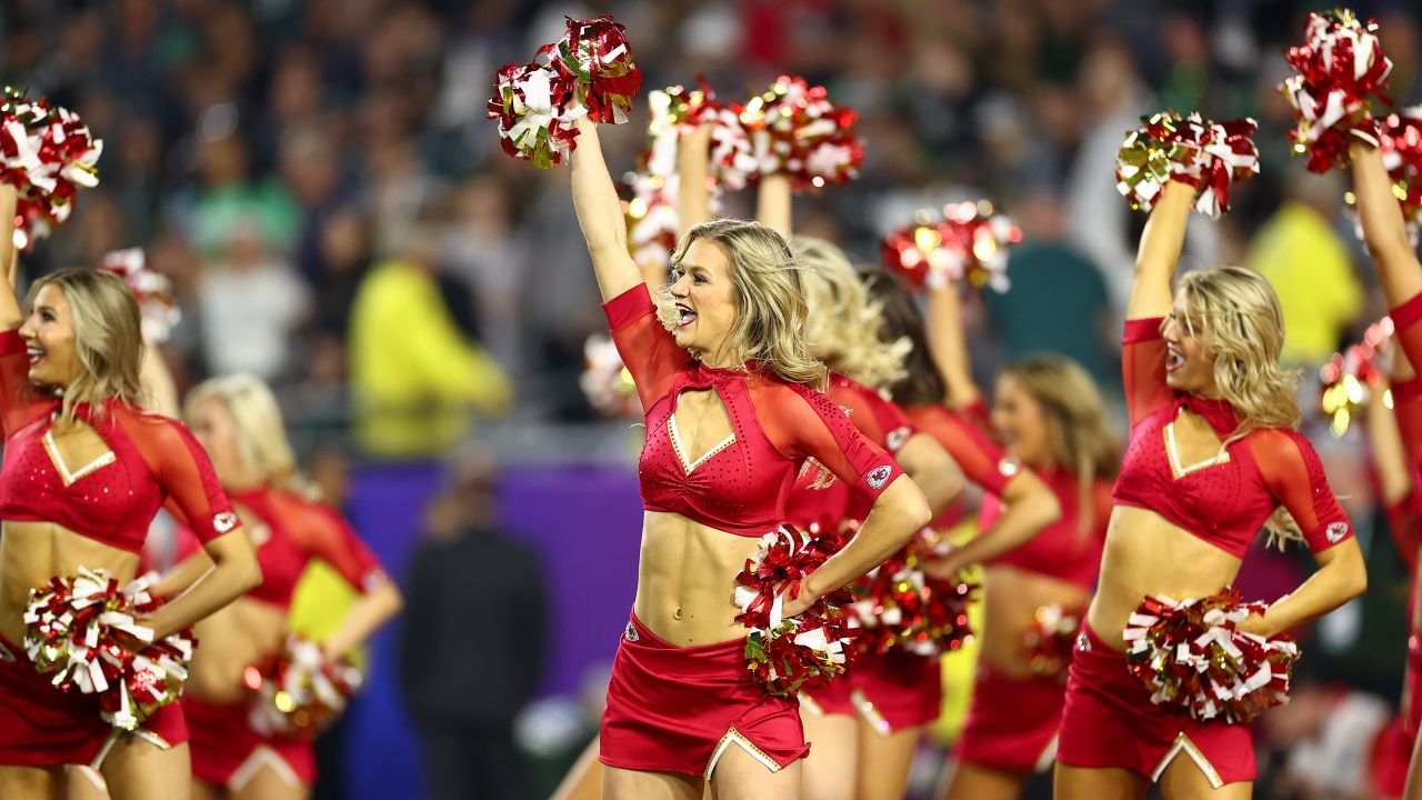 Photos: Chiefs Cheer On Tuesday of Super Bowl LVII Week