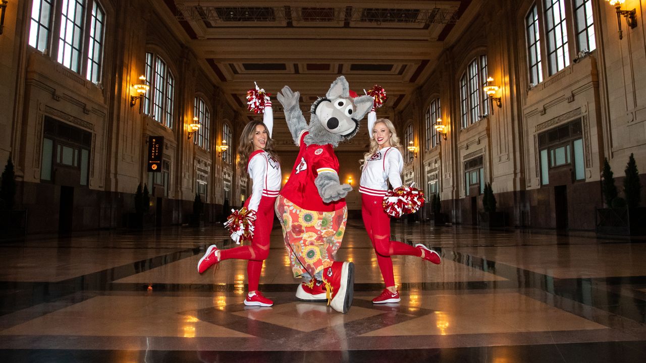 Chiefs fans wrap up Red Friday celebrations at Zona Rosa