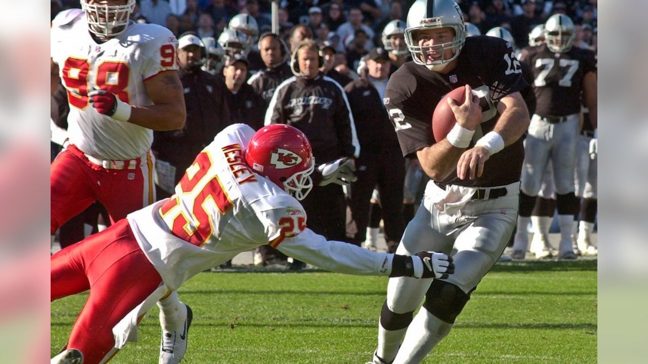 Freddy's Flashback: History of the Chiefs vs. Raiders 