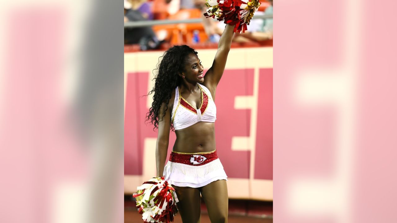 Mirabella Celebrates KC Chiefs Cheerleaders 60th Anniversary With The –  Mirabella Beauty