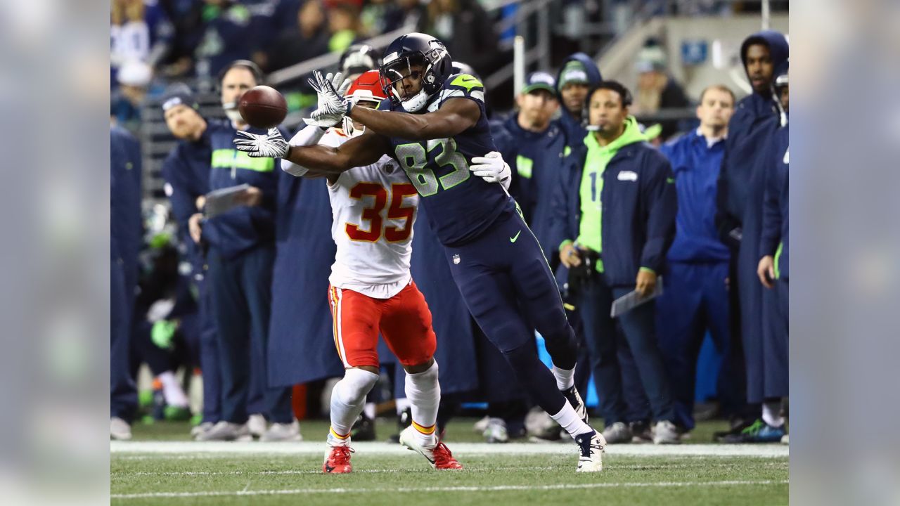 Photo Gallery: Chiefs vs. Seahawks Game Action