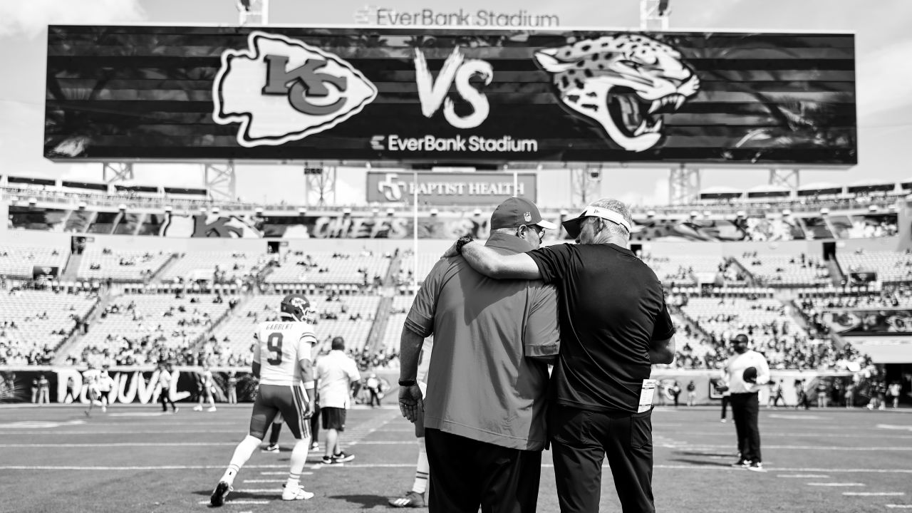 \ud83c\udfc8 PREGAME PHOTOS | KC vs. JAX | Week 2