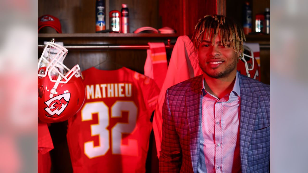 August 17th, 2019: Tyrann Mathieu #32 during the Pittsburgh Steelers vs  Kansas City Chiefs at Heinz Field in Pittsburgh, PA. Jason Pohuski/CSM  Stock Photo - Alamy