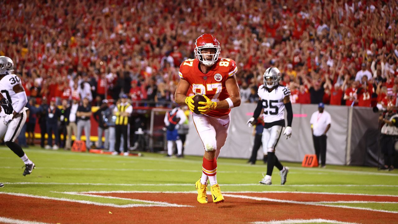 Las Vegas Raiders vs. Kansas City Chiefs. NFL Game. American Football  League match. Silhouette of professional player celebrate touch down.  Screen in Stock Photo - Alamy