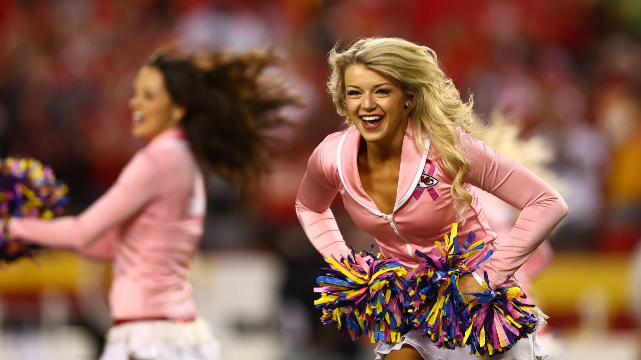 Photos: NFL cheerleaders wear pink for Breast Cancer Awareness Mo