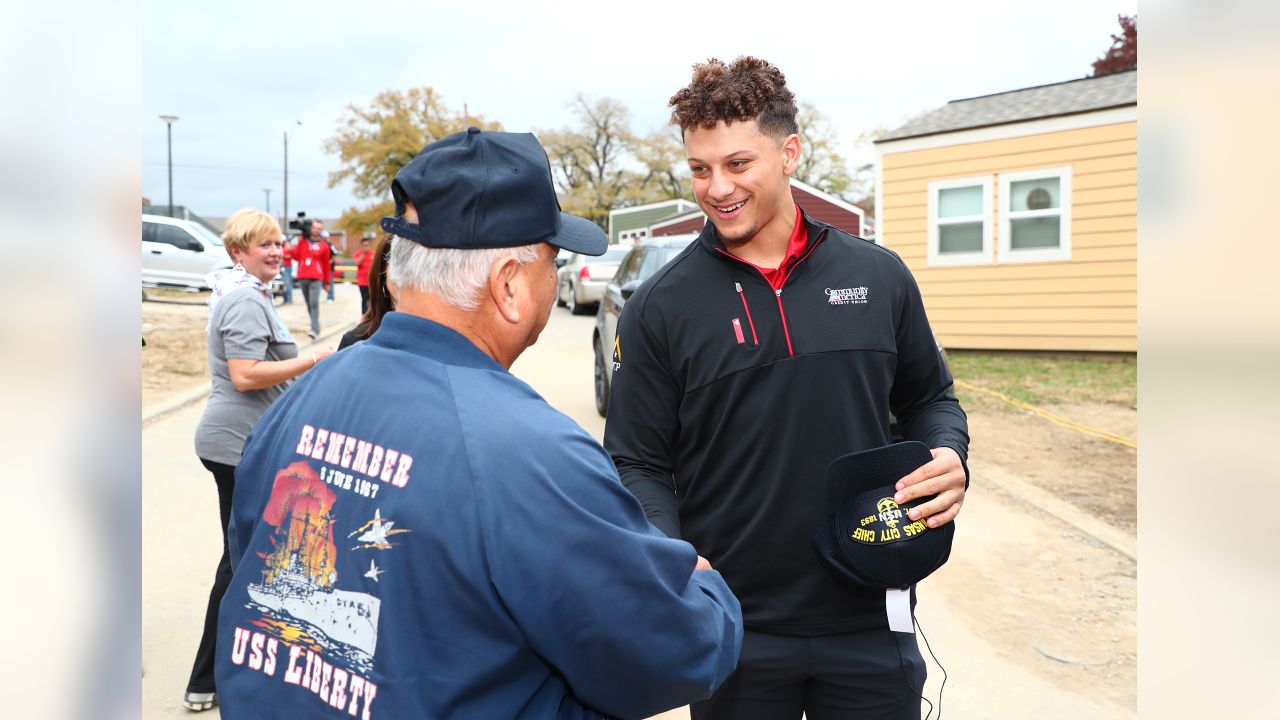 Photo Gallery: Pat Helps Build New Homes