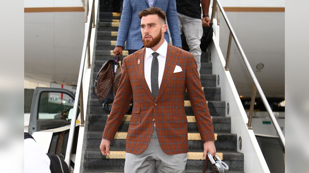 outfits travis kelce coat