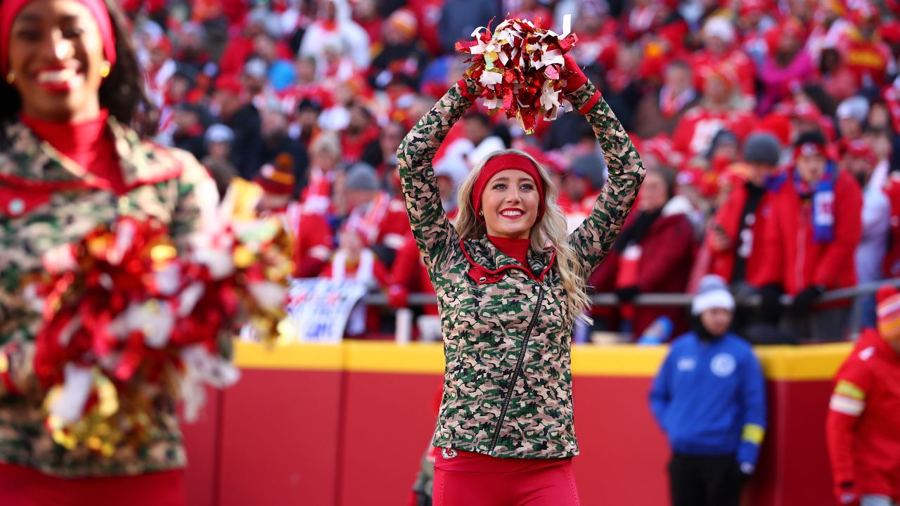 Photos: Chiefs Cheer and Entertainment from Week 10 vs. Jacksonville Jaguars