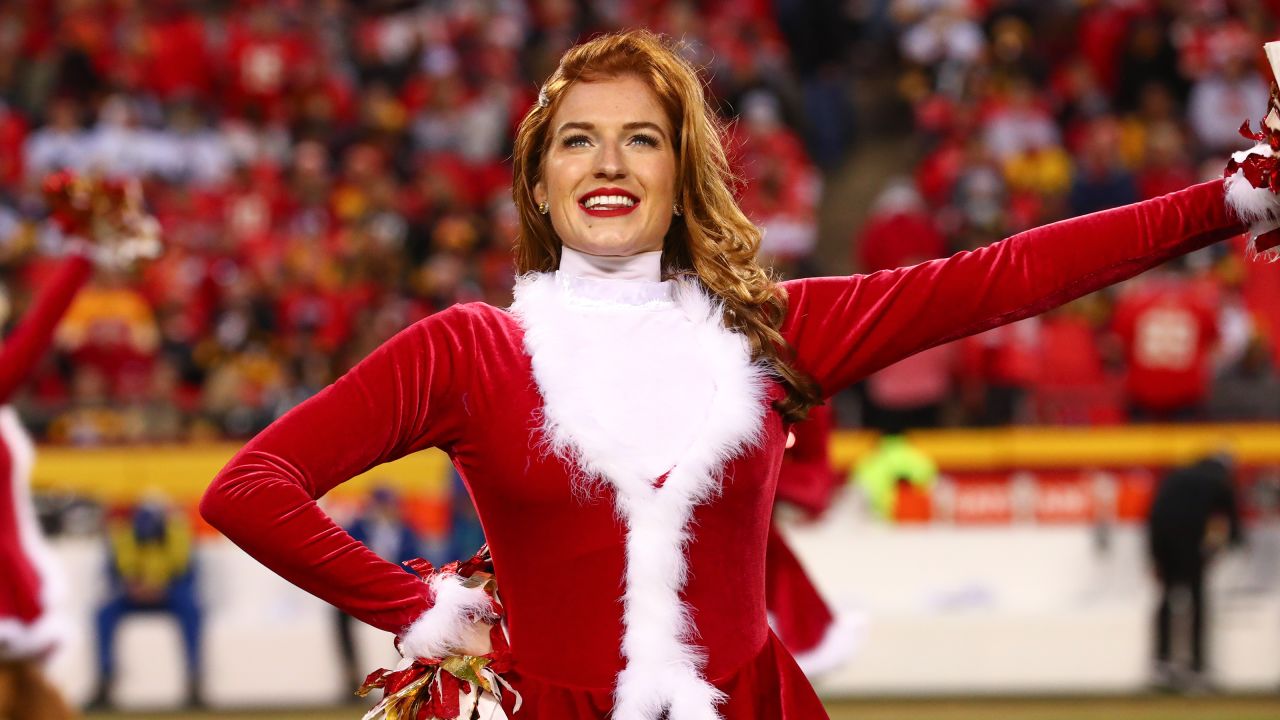 Photos: Chiefs Cheerleaders from Week 16 vs. Pittsburgh Steelers