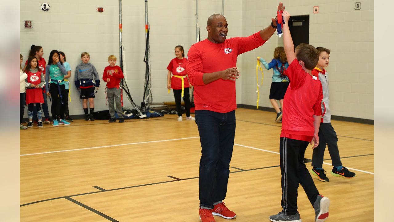 Chiefs Launch NFL FLAG Football Program at Three Local Schools, and They're  Looking to Bring it to More