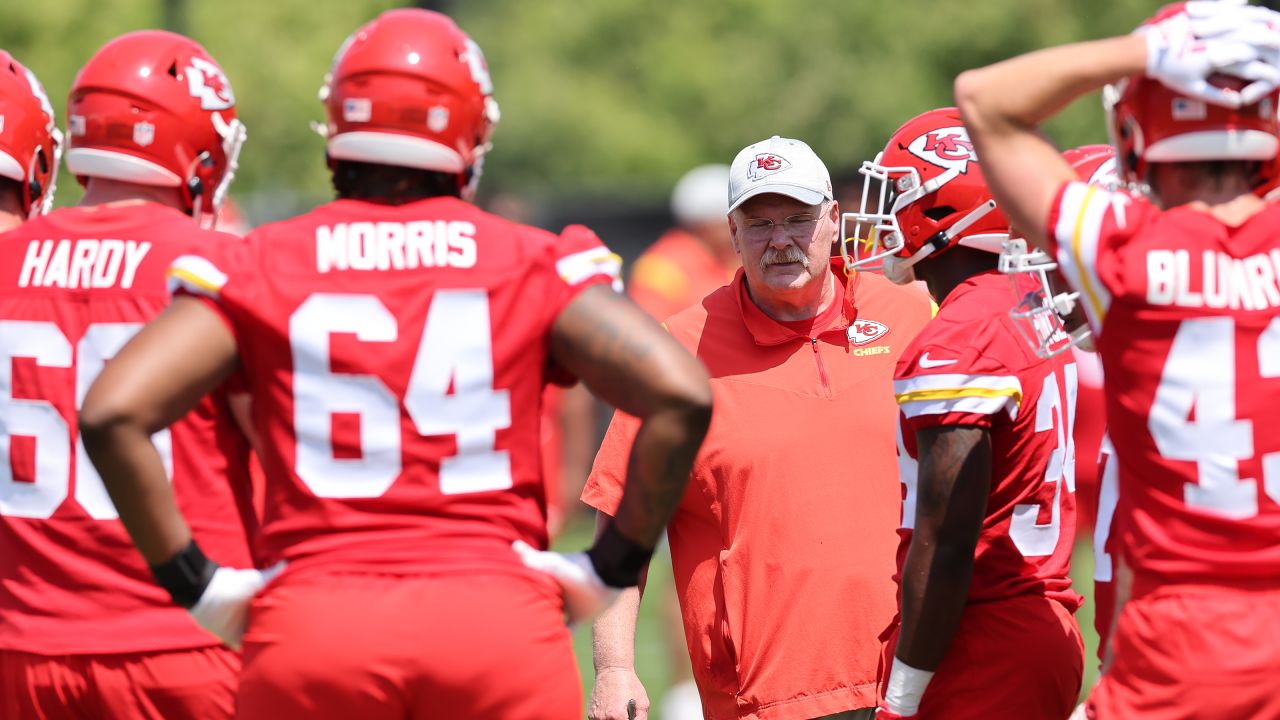 Pre-Camp Breakdown: A Closer Look at the Chiefs' Offensive Line