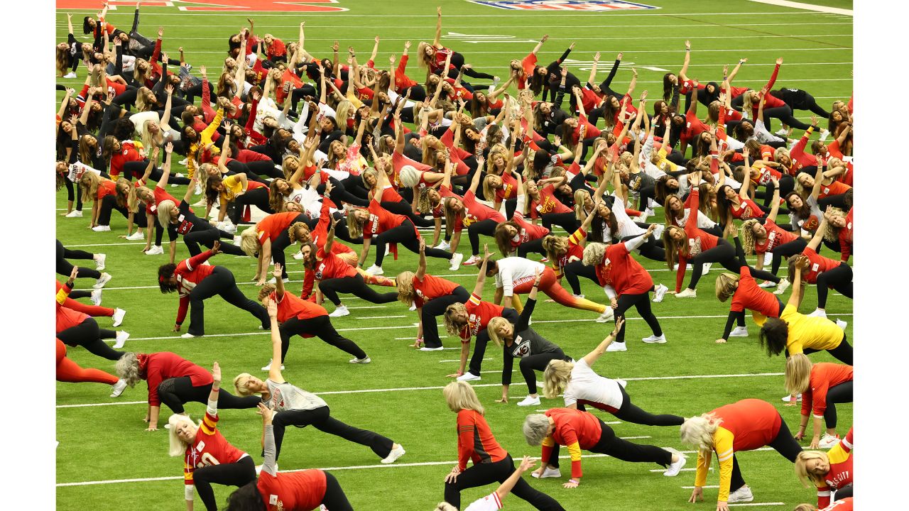 Photos: Kansas City Chiefs Cheerleader Alumni Come Home