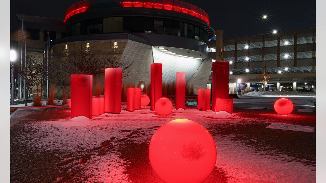 Chiefs Kingdom lights up Union Station: Downloadable pictures - FOX4