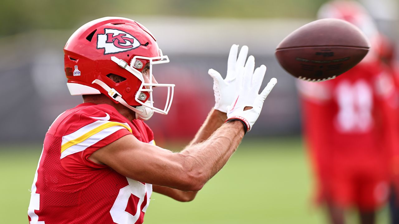 KANSAS CITY, MO - AUGUST 27: Minnesota Vikings free safety Harrison Smith  (22) before an NFL preseason game between the Minnesota Vikings and Kansas  City Chiefs on Aug 27, 2021 at GEHA