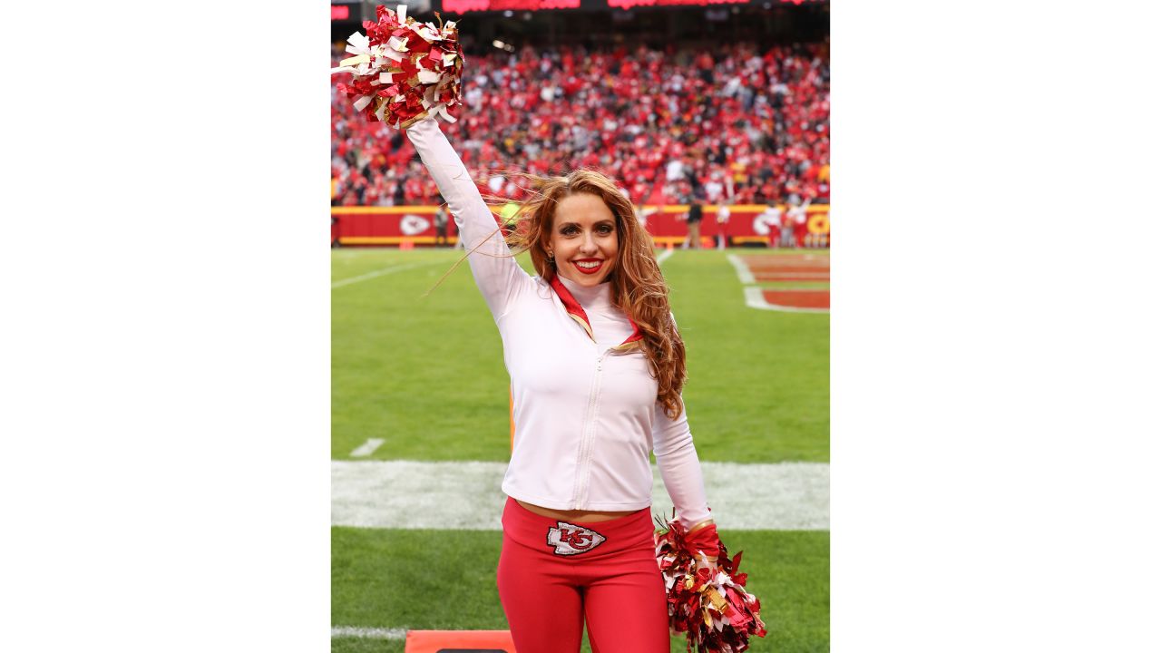 Photos: Chiefs Cheerleaders from Week 16 vs. Pittsburgh Steelers