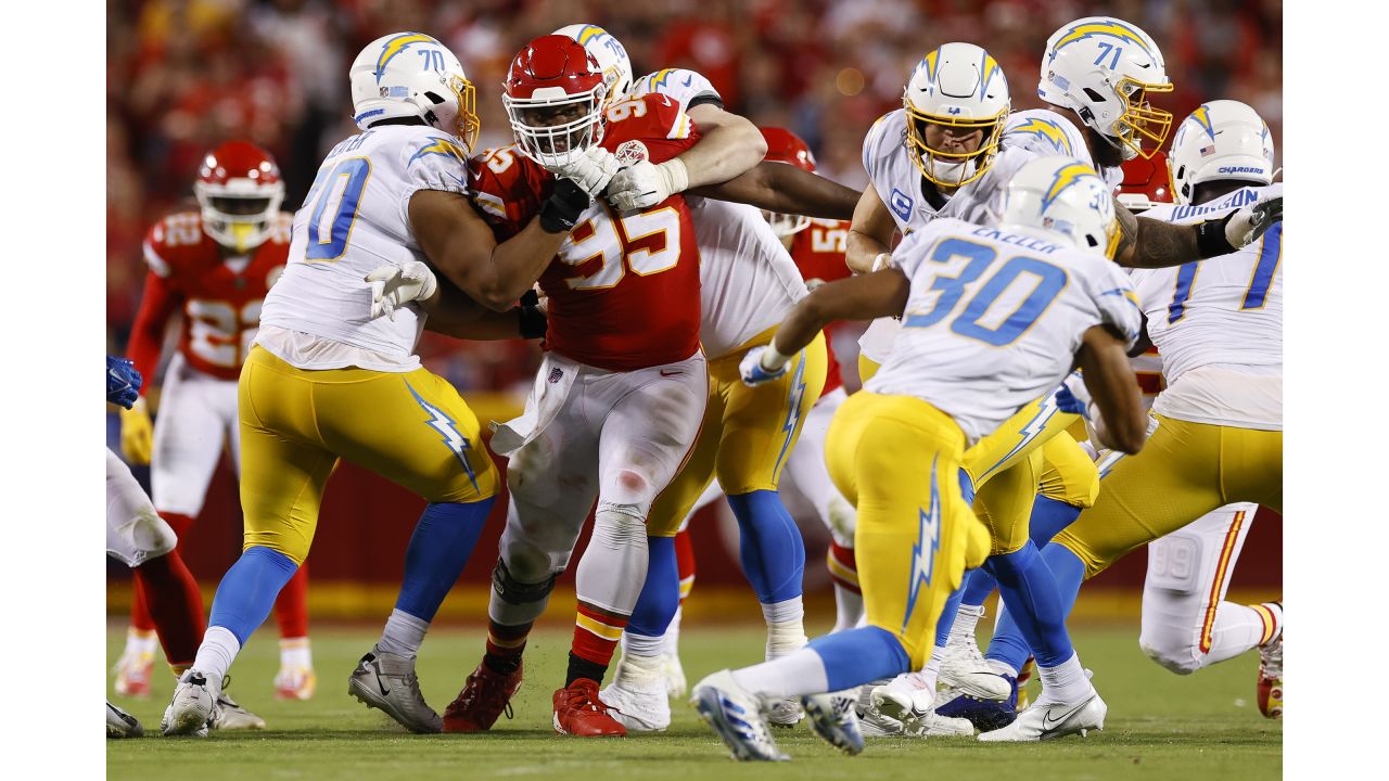 13,096 Chiefs Chargers Stock Photos, High-Res Pictures, and Images