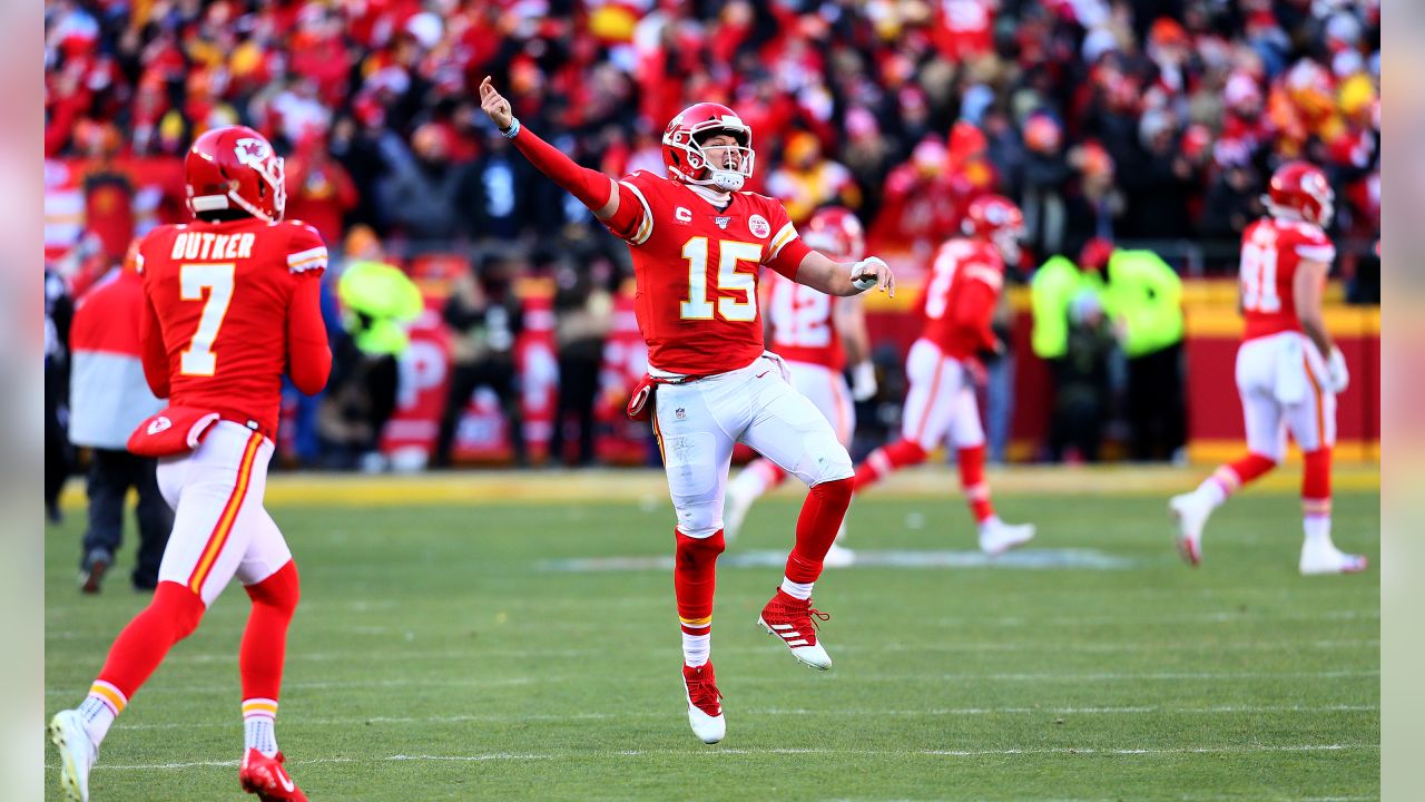 Photo Gallery: Chiefs vs. Titans AFC Championship Game Action