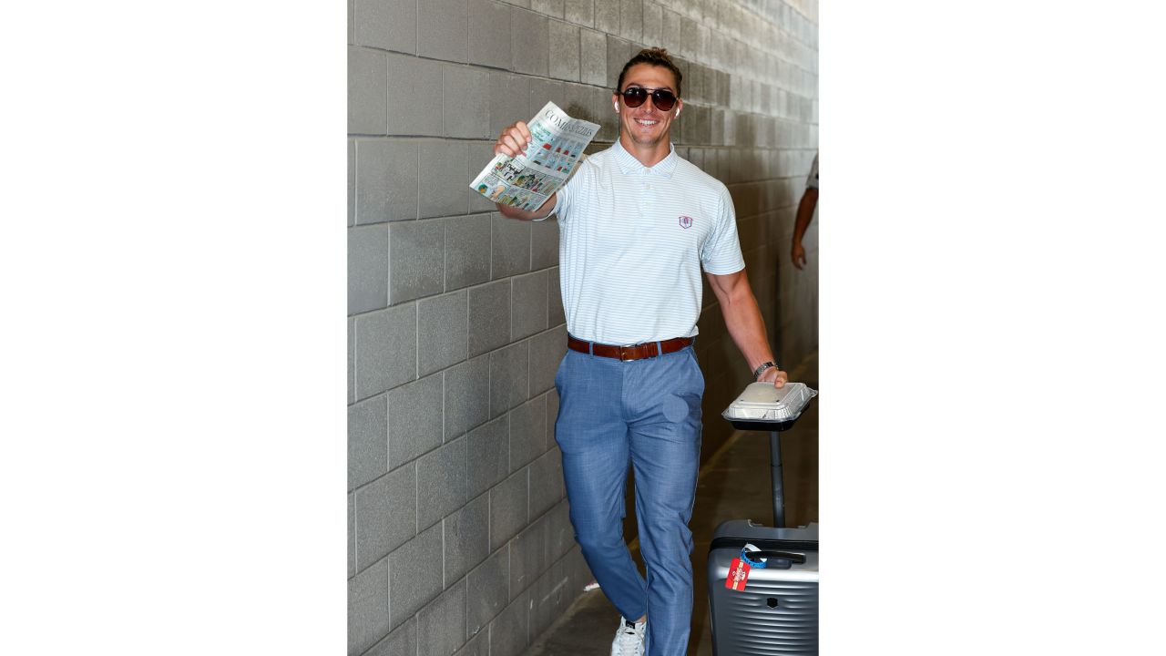 Kansas City Chiefs center Austin Reiter (61) during a preseason NFL  football game, Saturday, Aug.13, 2022, in Chicago. (AP Photo/David Banks  Stock Photo - Alamy