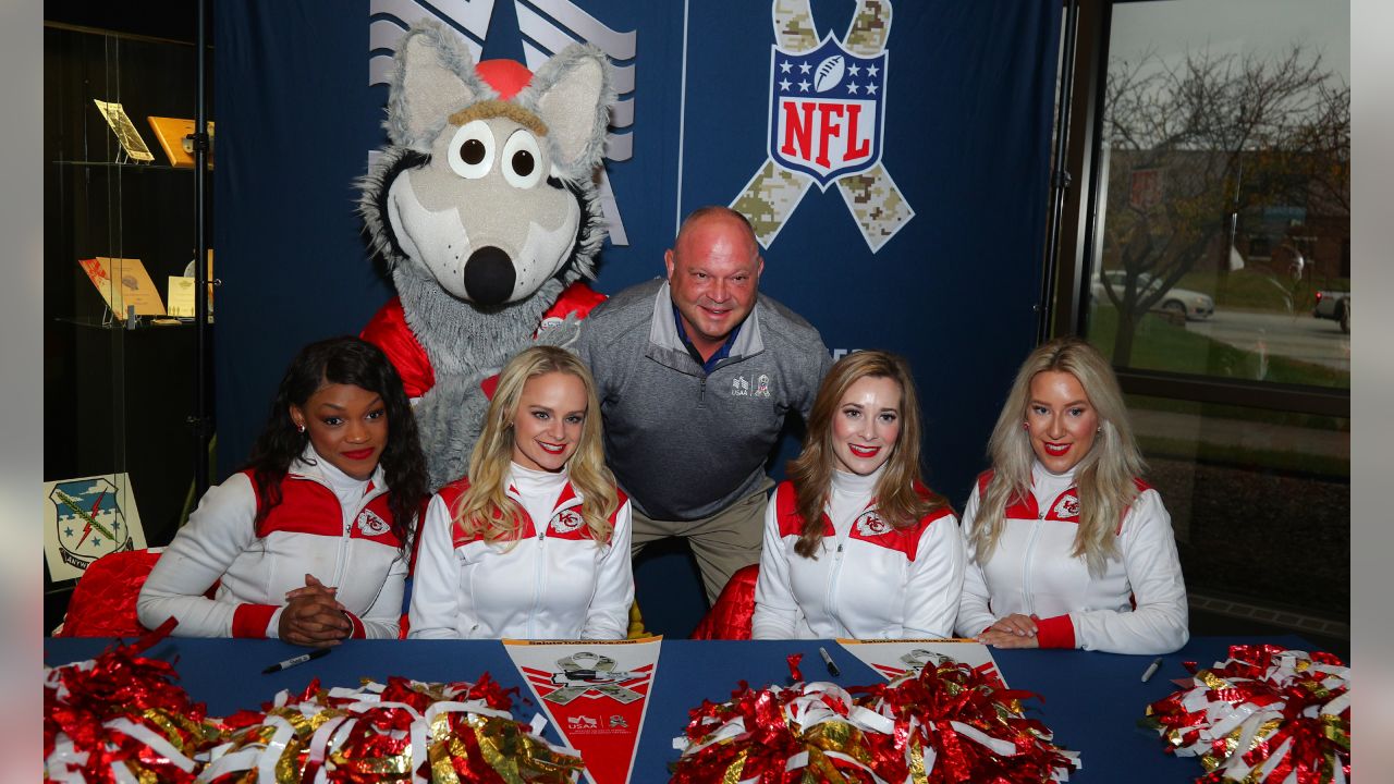 Team Whiteman hosts KC Chiefs outreach event > Whiteman Air Force Base >  Article Display