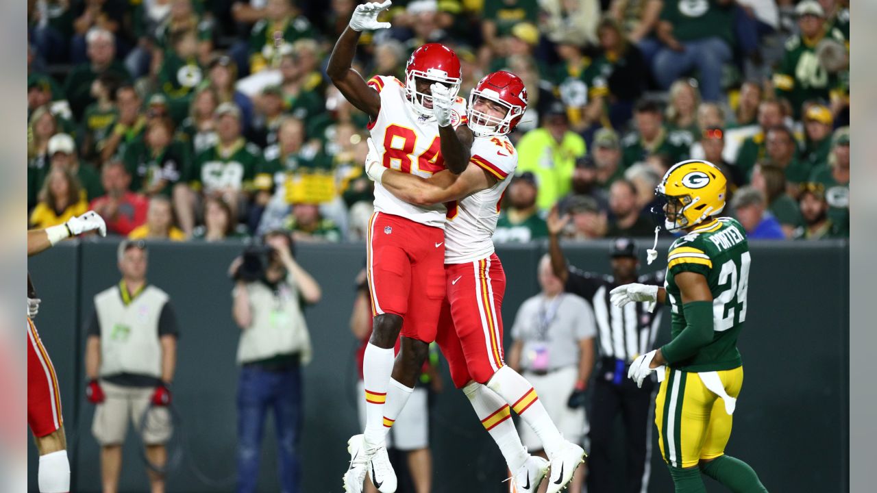 Photo Gallery: Chiefs vs. Packers Game Action