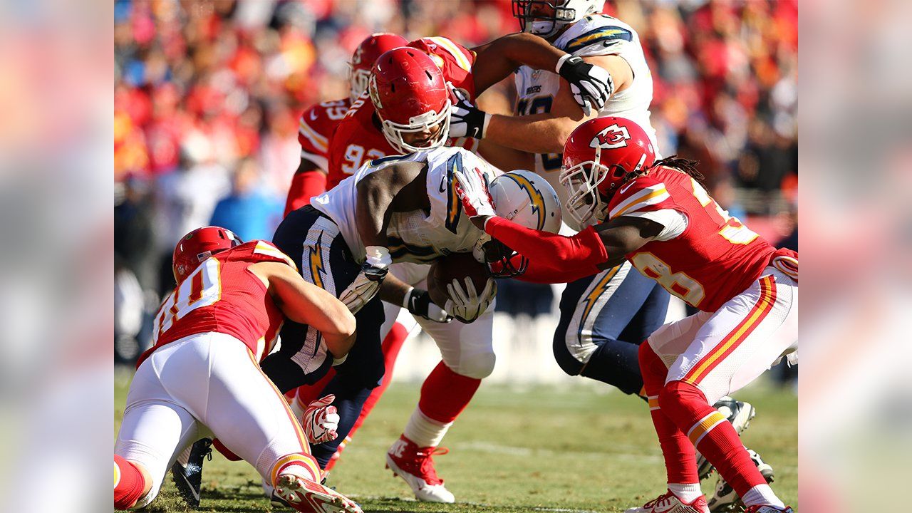 13,096 Chargers V Chiefs Stock Photos, High-Res Pictures, and Images -  Getty Images