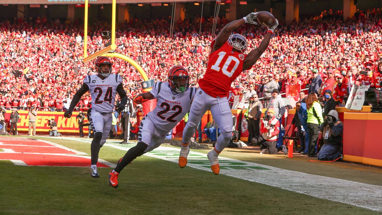 Photos: Top Shots from AFC Championship vs. Cincinnati Bengals