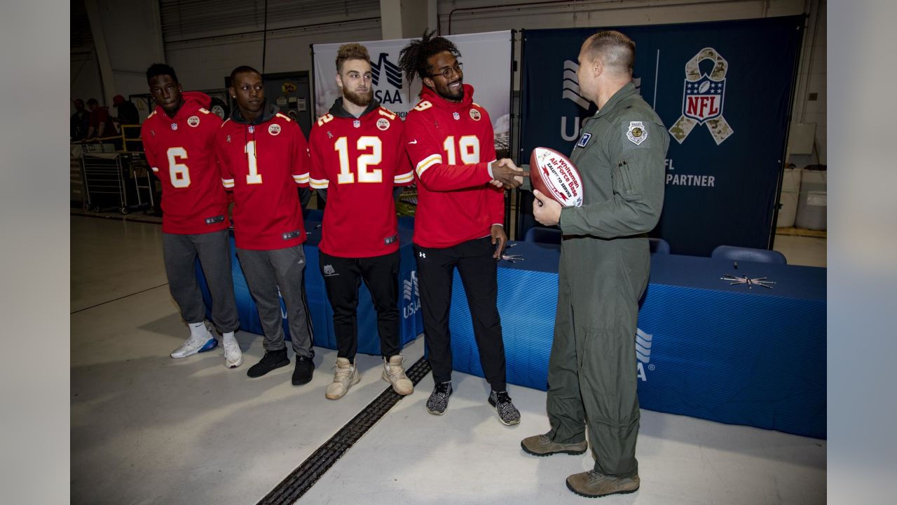 KC Wolf visits Whiteman AFB Youth Center > Whiteman Air Force Base >  Article Display