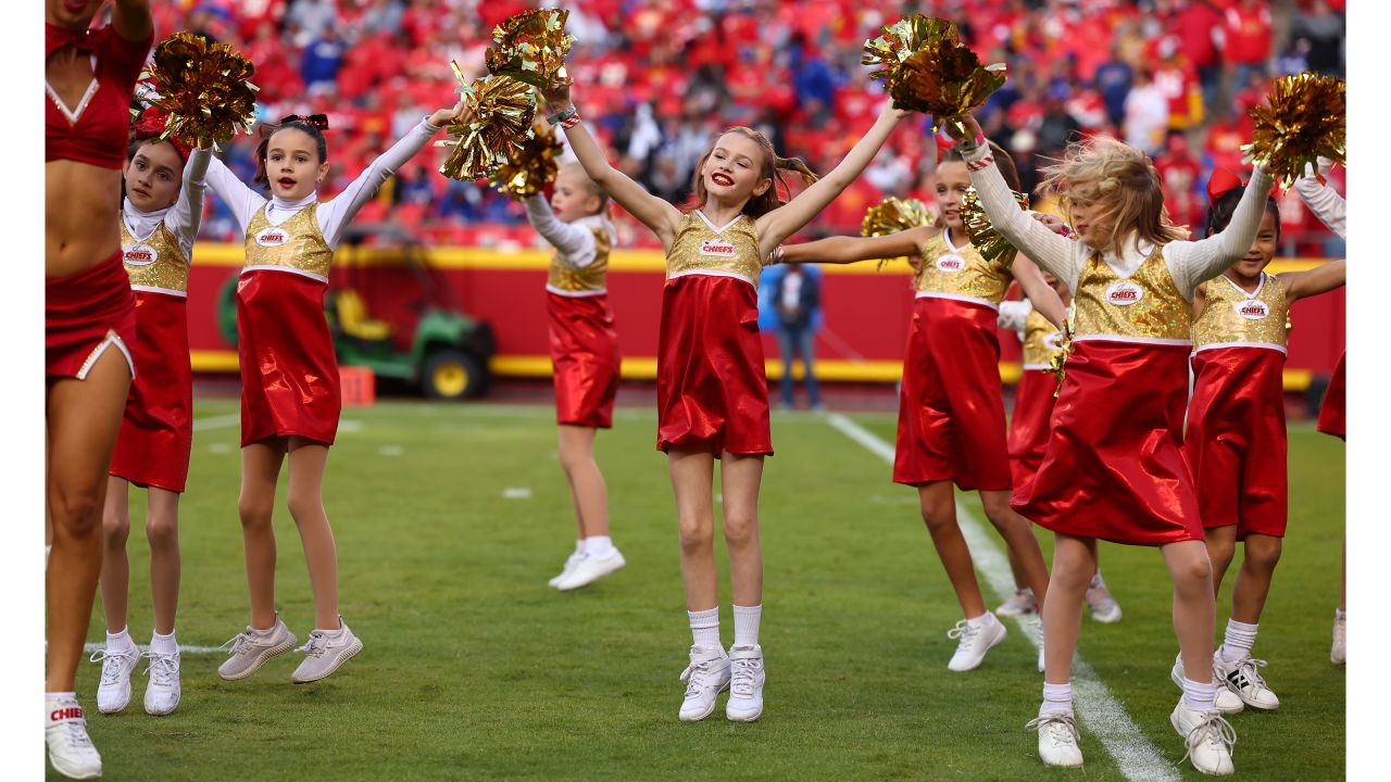 Such a fun experience for these Jr Chiefs Cheerleaders! #chiefs #chief