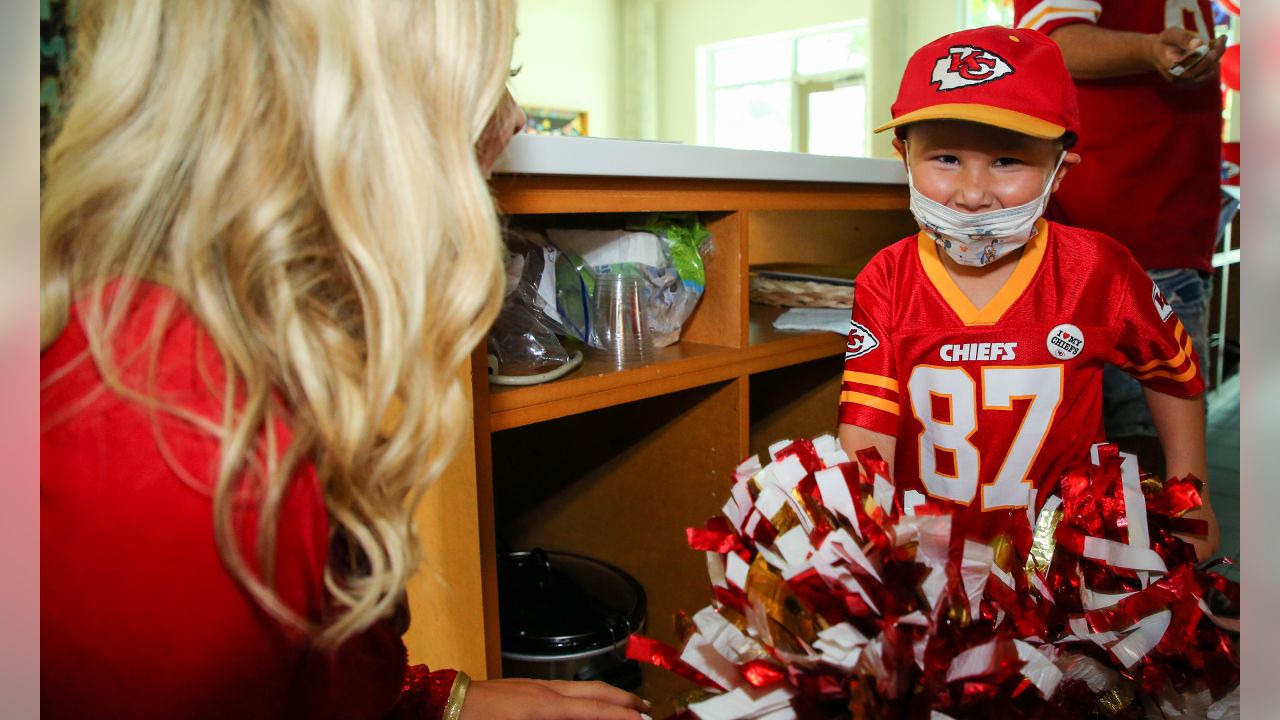 See Johnson County rock Chiefs spirit for Super Bowl week