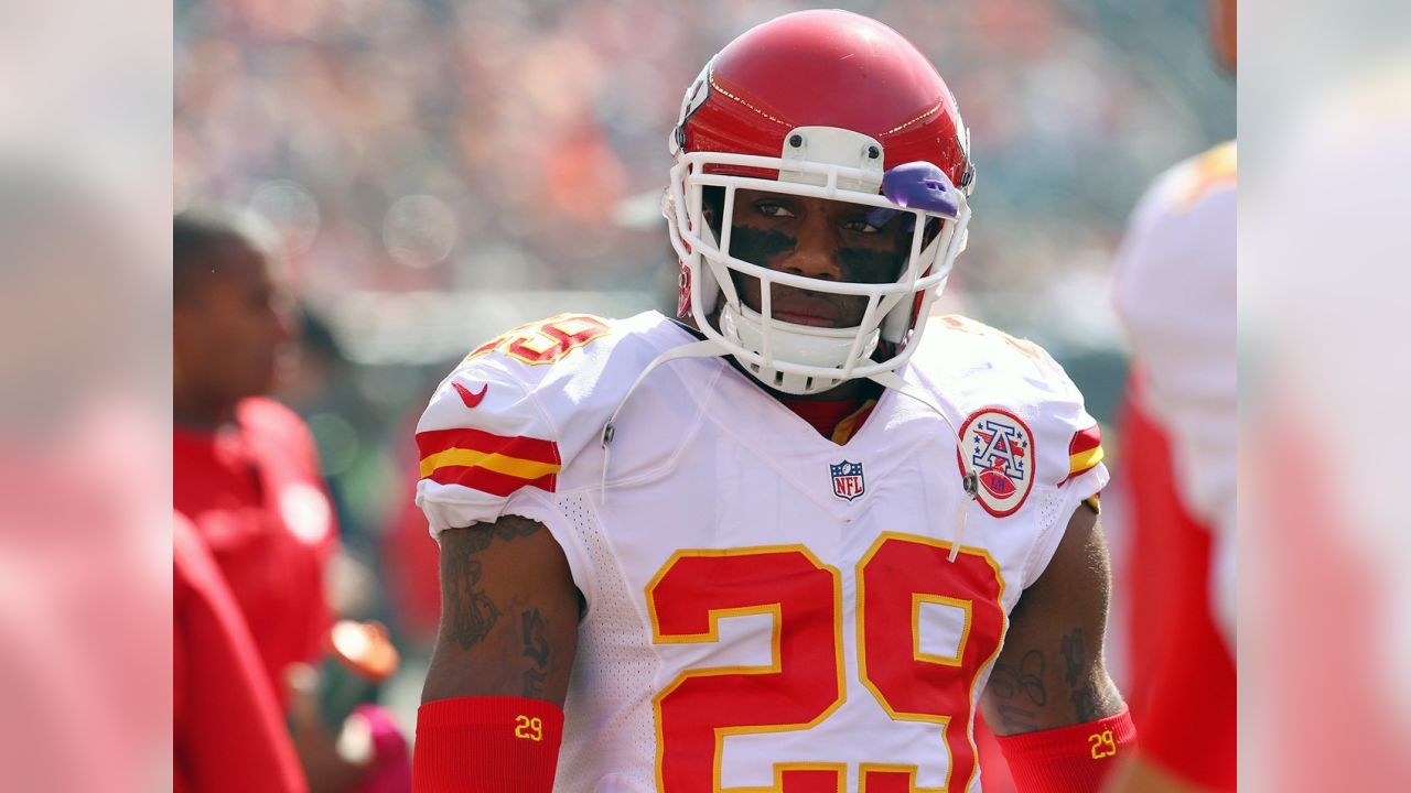 Eric Berry back at Kansas City Chiefs practice after cancer fight