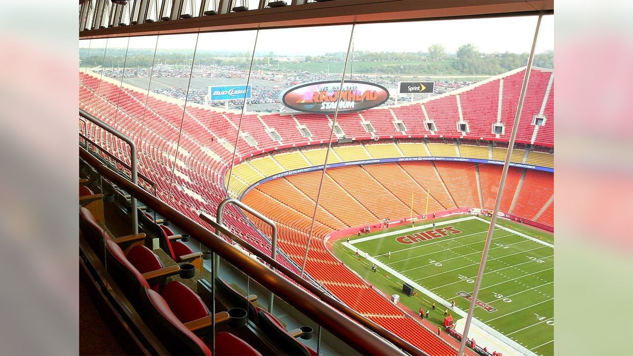 Kansas City Chiefs Penthouse Suite - Kelly Construction Group Kansas City  General Contractor