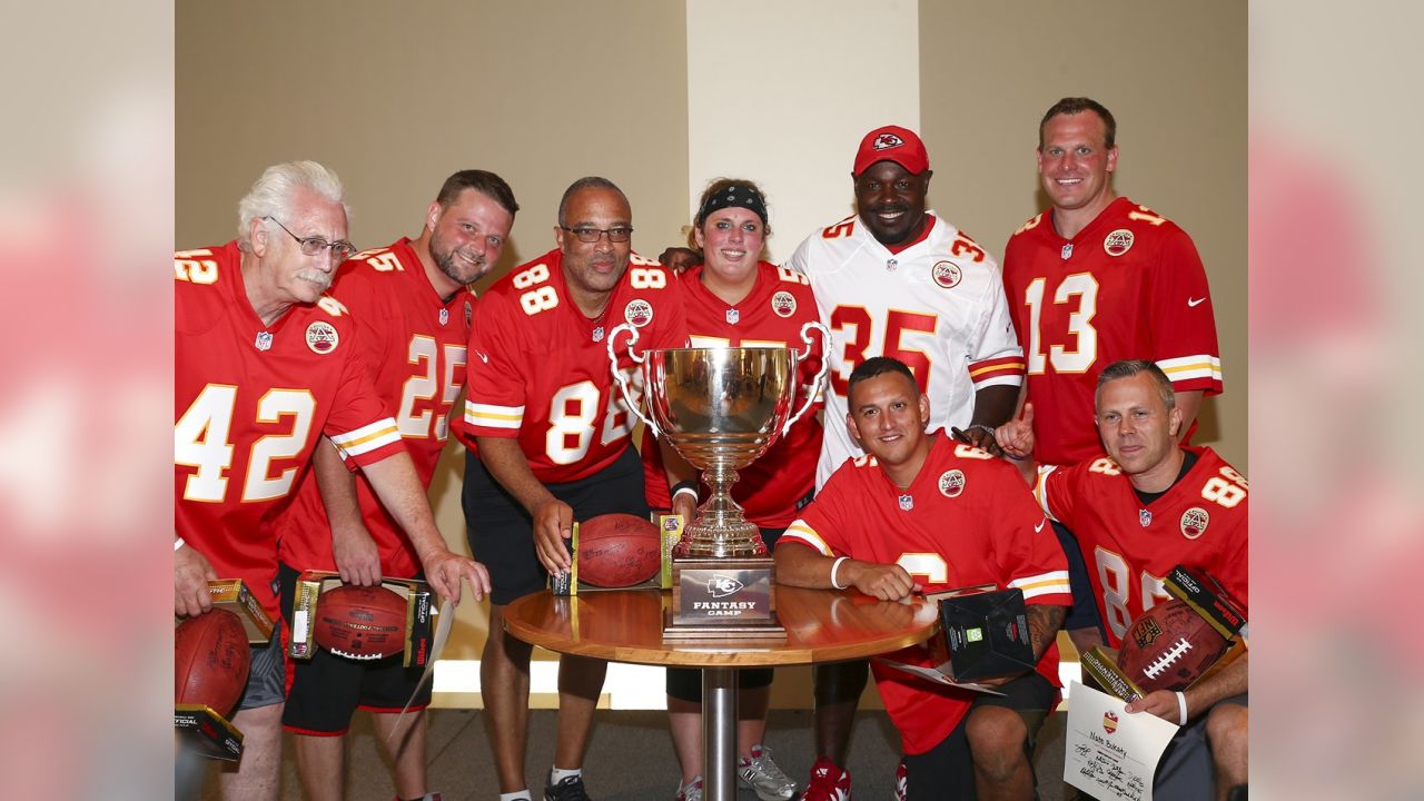 VIDEO: Chiefs induct Tim Grunhard into Ring of Honor - Arrowhead Pride