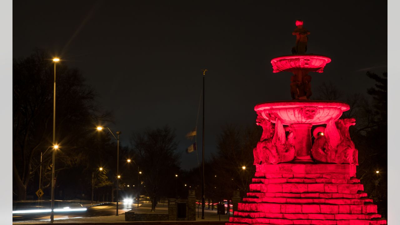 Chiefs Kingdom lights up Union Station: Downloadable pictures - FOX4