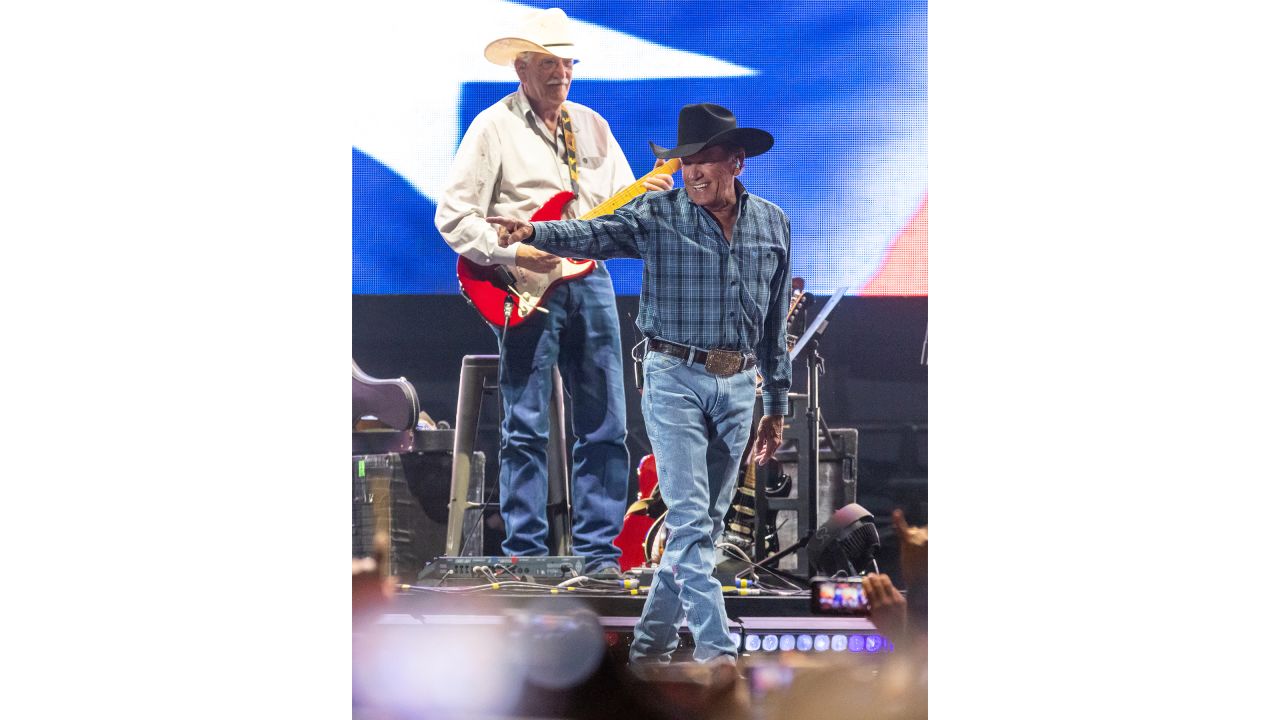 George Strait and Friends Will Play GEHA Field at Arrowhead Stadium This  Summer!