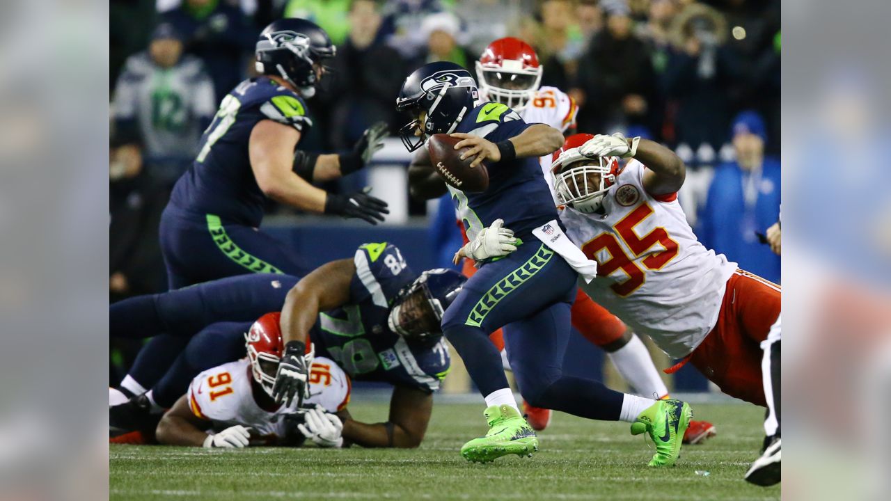 Photo Gallery: Chiefs vs. Seahawks Game Action