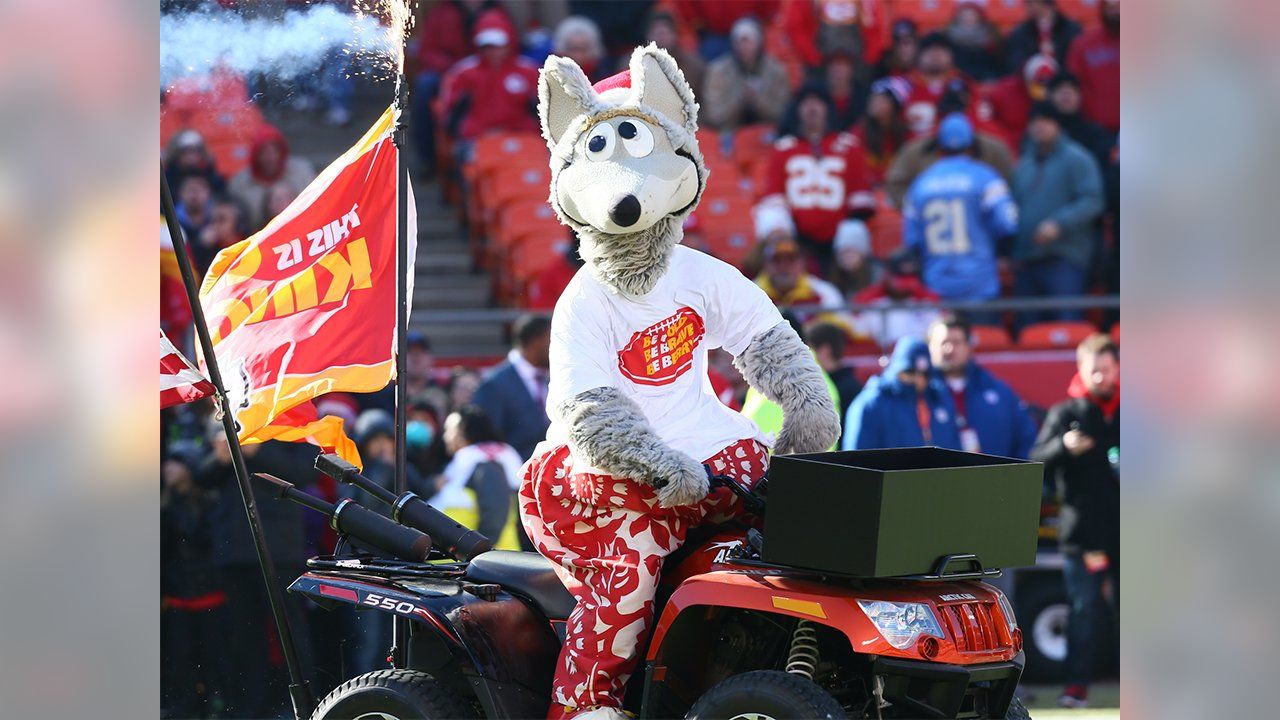 13,096 Chiefs Chargers Stock Photos, High-Res Pictures, and Images - Getty  Images