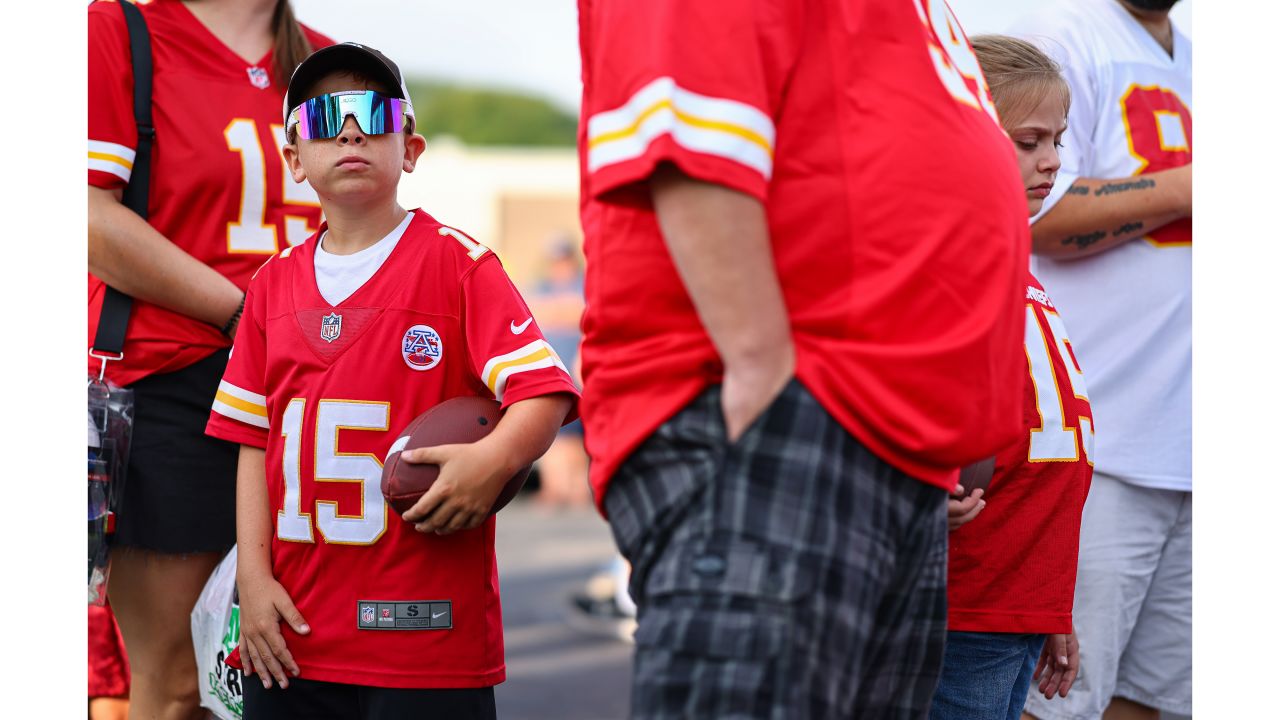 See Johnson County rock Chiefs spirit for Super Bowl week