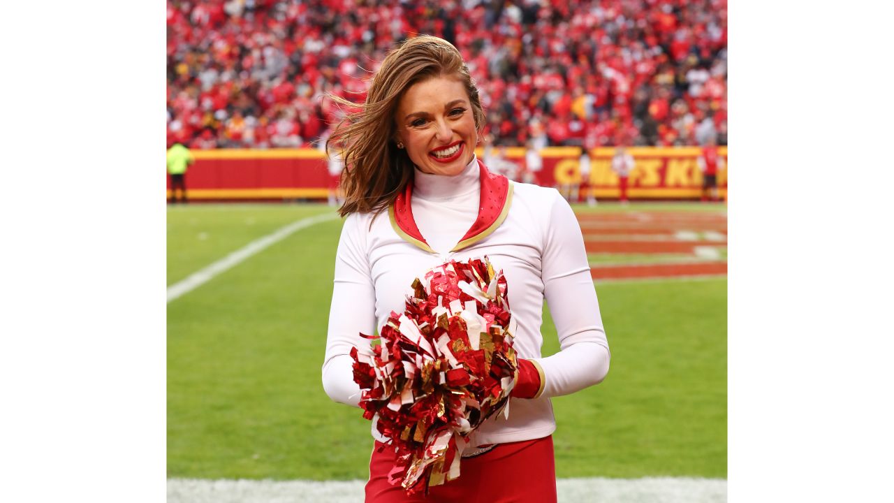 Photos: Chiefs Cheerleaders from Week 16 vs. Pittsburgh Steelers