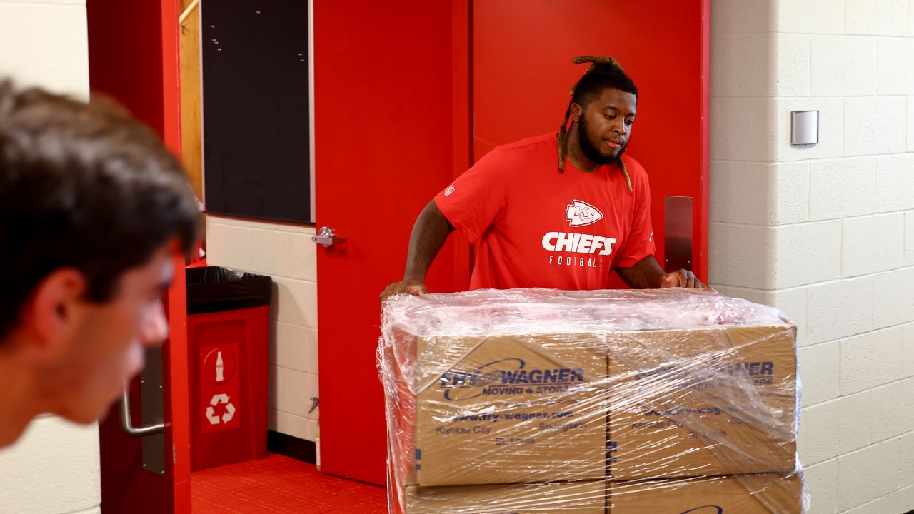 Photos: Chiefs Pack Up for Move to Training Camp
