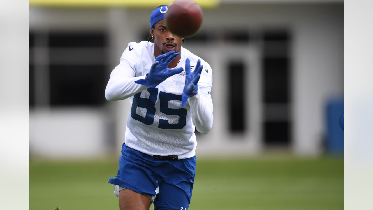 Colts bring back Harris, sign him to practice squad - The Vicksburg Post