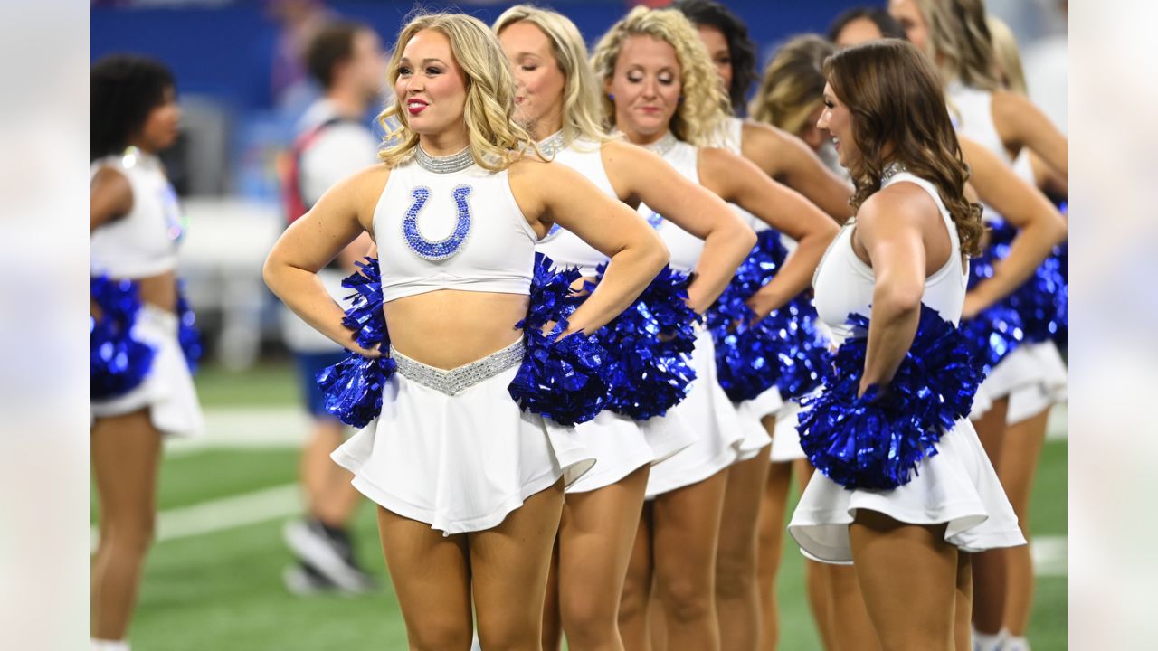 Why Cowboys cheerleaders are adding new colors to their iconic uniforms for  Colts matchup