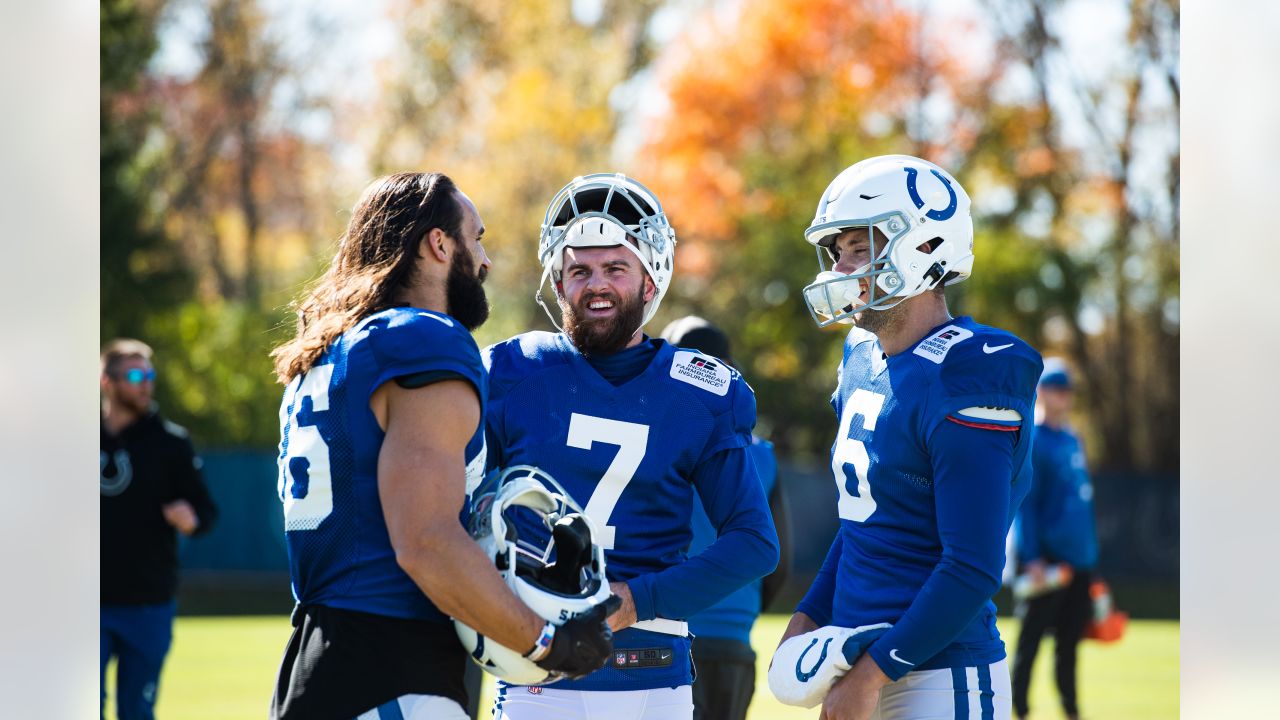 Indianapolis Colts kicker Chase McLaughlin (7) hits a field goal