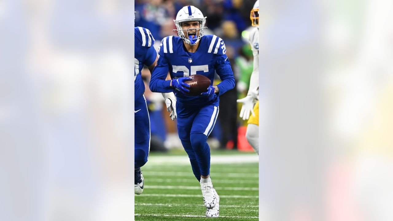 Nick Foles To Be Colts' Starting Quarterback vs. Los Angeles Chargers,  Interim Head Coach Jeff Saturday Announces