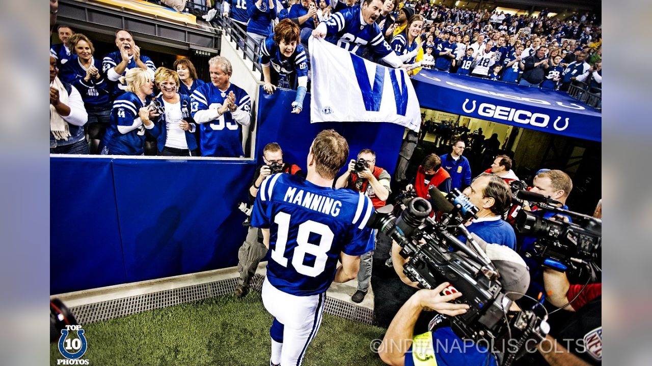 Peyton Manning: Colts retire QB's jersey, will build statue - Sports  Illustrated