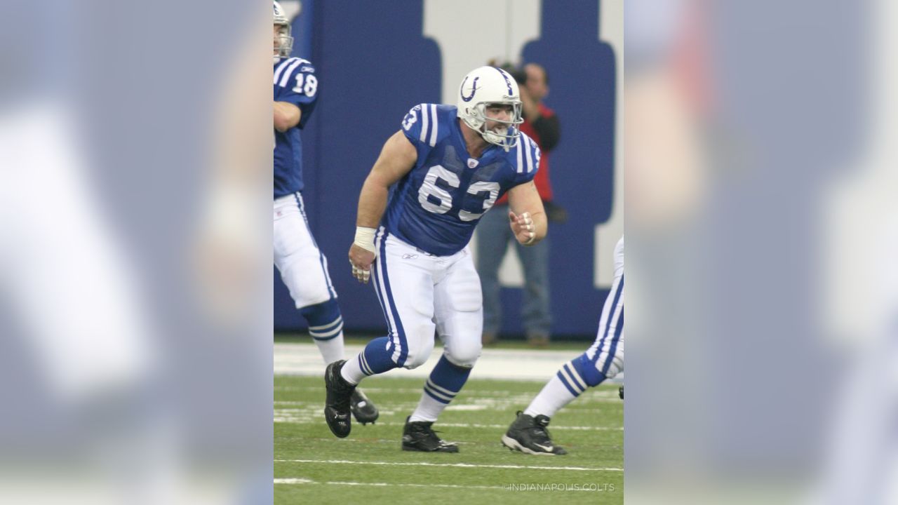 Jeff Saturday: From pumping gas to the Colts Ring of Honor