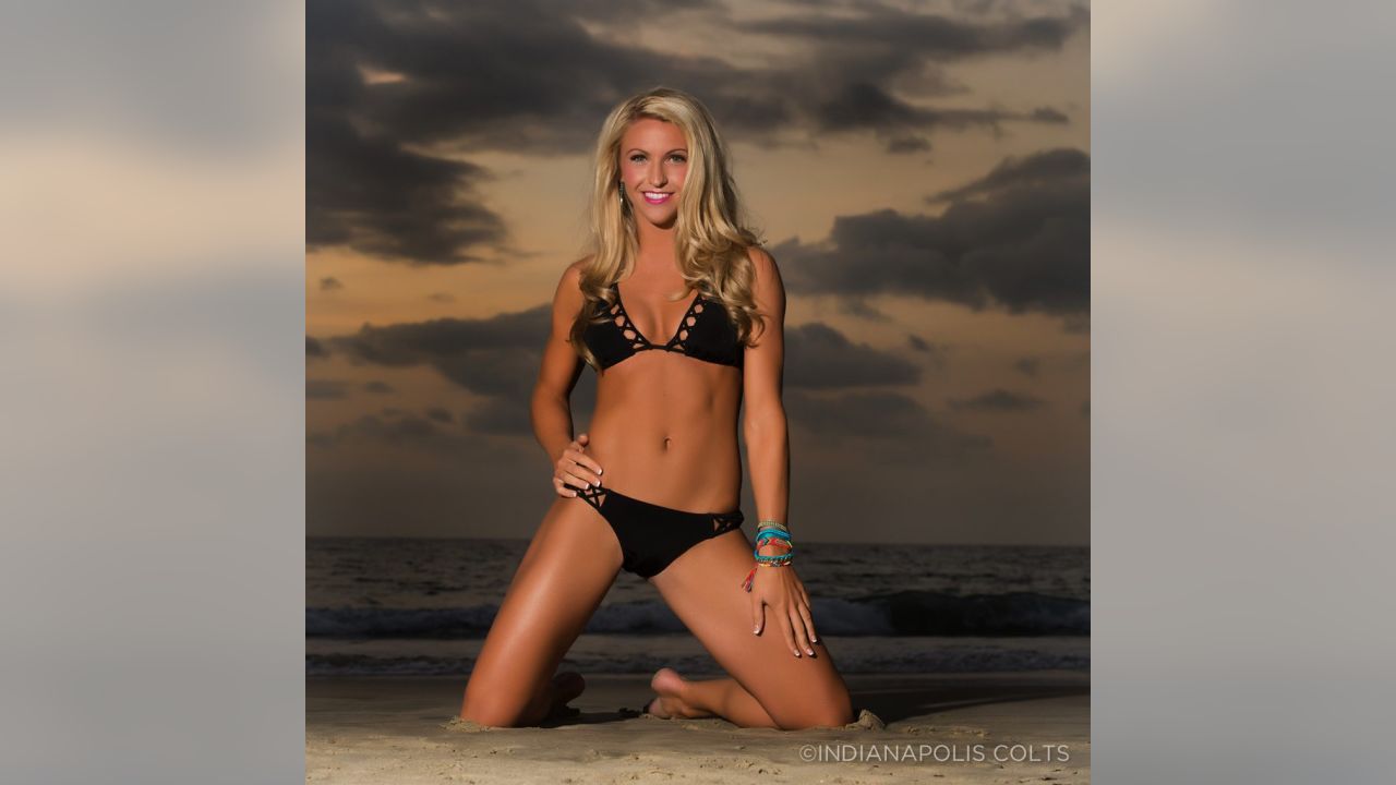 Cheer: Brittany's Swimsuit Gallery