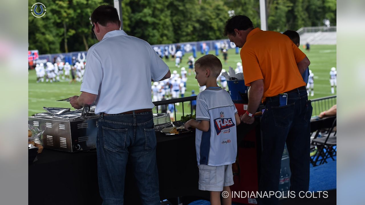 Colts giving away cheap suite tickets to 10 lucky fans